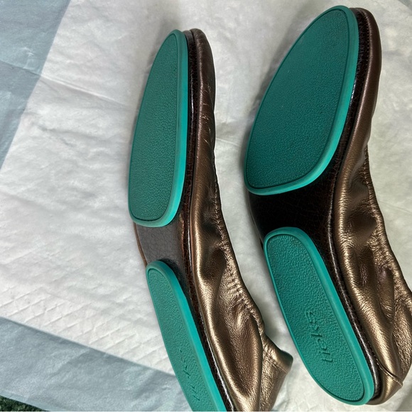 Tieks flats - Picture 3 of 5